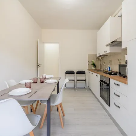 아파트 Como, Swiss 5 Min - At 10 Min - Wifi, Parking *